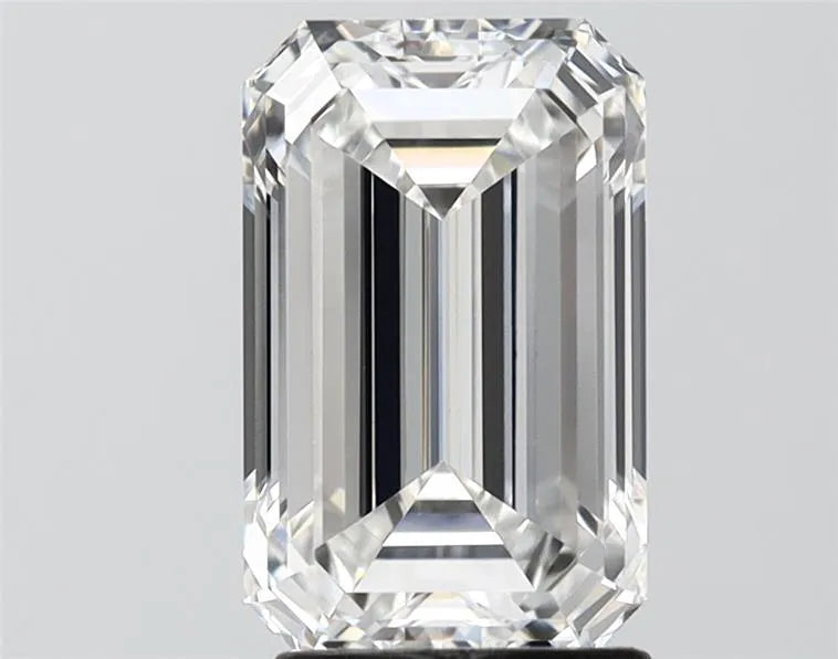 2.63ct Emerald Lab Grown Diamond (Colour F, Clarity VVS2, IGI Certified)